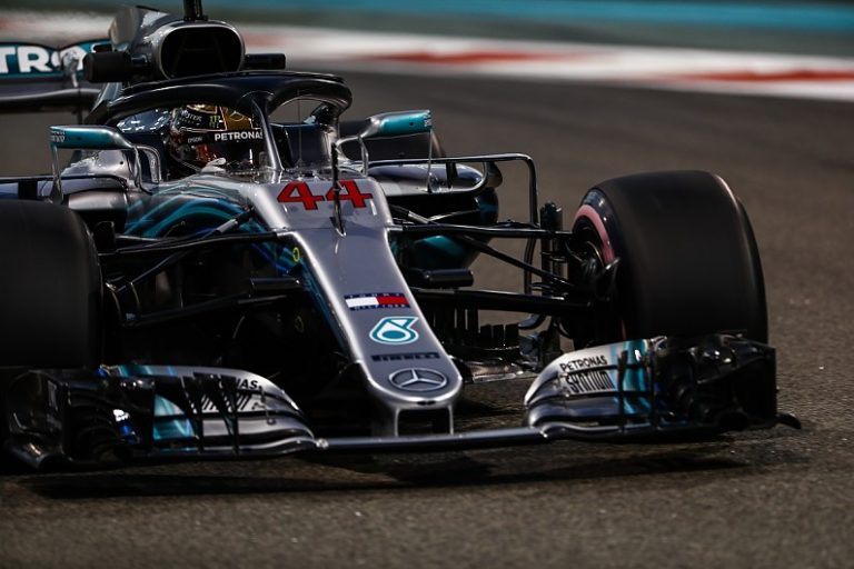 Abu Dhabi: Ο Hamilton την τελευταία Pole Position της σεζόν